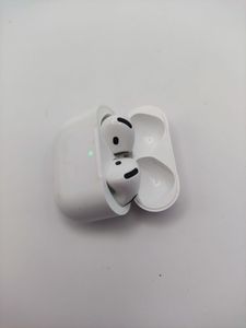 Б/в Навушники Apple airpods 4 with active noise cancellation 01-200804479