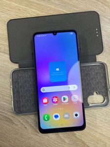 Б/в Мобільний телефон Samsung galaxy a05 4/64gb 01-200809587