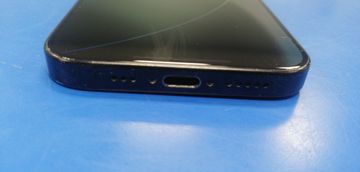 Б/в Мобільний телефон Apple iphone 16 pro 256gb 01-200821415