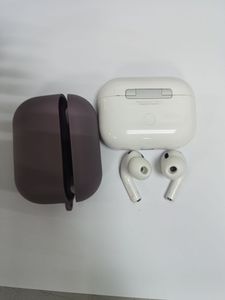 Б/в Навушники Apple airpods pro 2nd generation with magsafe charging case usb-c 01-200828451
