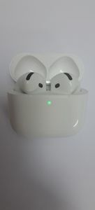 Б/в Навушники Apple airpods 4 01-200807841
