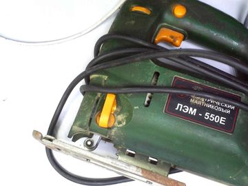 Б/у Лобзик электрический Калибр лэь 550е 01-200874013