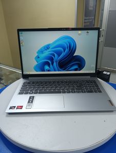 Lenovo 15/ryzen 5 7520u ddr5/8gb ddr5/hdd 500 gb/ssd *відсутній/*інтегрована