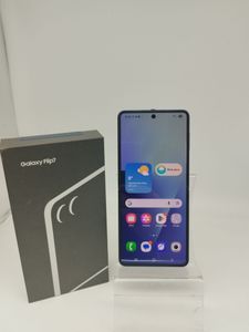 Б/в Мобільний телефон Samsung galaxy flip7 12/256gb 01-200887215