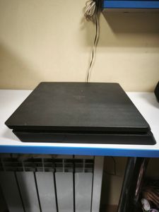 Б/у Игровая приставка Sony playstation 4 slim 1tb 01-200903796