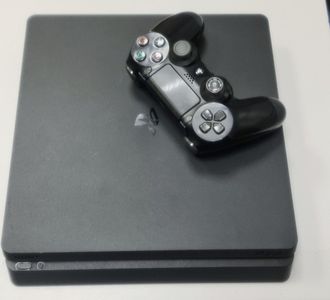 Б/в Ігрова приставка Sony playstation 4 slim 1tb 01-200906713
