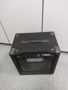 Б/в Комбопідсилювач Fender rumble 15 01-200912712