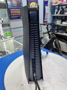 Б/в Ігрова приставка Sony playstation 5 825gb + 4tb з дисководом 01-200913110