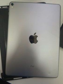 Б/в Планшет Apple a1673 ipad pro 9.7 wi-fi 32gb 01-200920643
