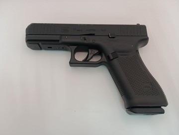Б/у Пневматический пистолет Umarex glock 17 gen5, blowback, bb 4,5 мм 01-200927024