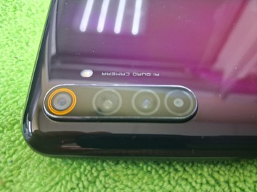 Б/в Мобільний телефон Realme 6 pro 8/128gb 01-200930178