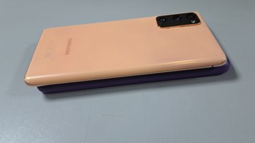 Б/в Мобільний телефон Samsung galaxy s20 fe sm-g780f 6/128gb 01-200933719