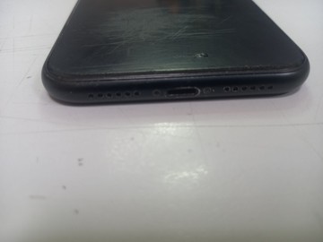 Б/в Мобільний телефон Apple iphone xr 128gb 01-200937954