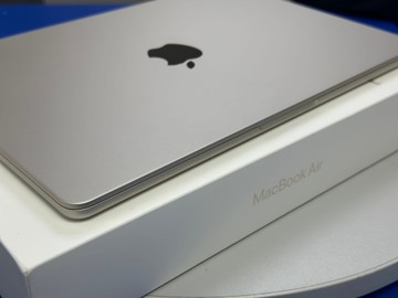 Б/в Ноутбук Apple macbook air 13.6/ m2 / ram 16gb/ ssd 256gb/ gpu 8 core 01-200938273