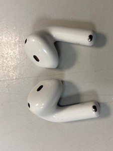 Б/в Навушники Apple airpods 4 with active noise cancellation 01-200937904