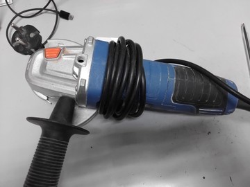 Б/у Угловая шлифмашина Dexter 800ag2-125.5 01-200974391