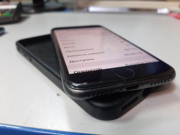 Б/у Мобильный телефон Apple iphone 8 64gb 01-200997953