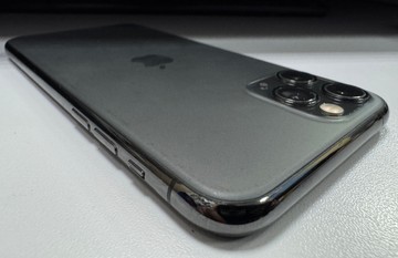 Б/у Мобільний телефон Apple iphone 11 pro 256gb 01-200999144