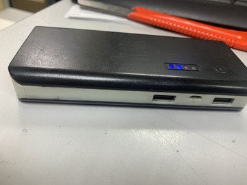 Б/у Повербанк Trust 23595 10000mah 37w 01-201012268