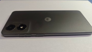 Б/в Мобільний телефон Motorola moto e14 2/64gb 01-201031140