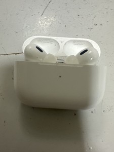 Б/в Навушники Apple airpods pro 2nd generation with magsafe charging case usb-c 01-201048960