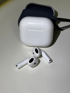 Б/в Навушники Apple airpods 4 01-201056006