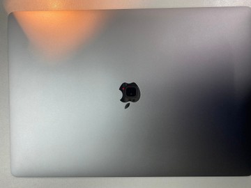 Б/в Ноутбук Apple macbook pro 16" 2019 a2141 core i9 2,4ghz/ram16gb/ssd1tb/uhd graphics 630 01-201054542