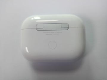 Б/в Навушники Apple airpods pro 2nd generation with magsafe charging case usb-c 01-201062685