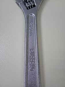 Б/в Ключ розвідний Buffalo 250mm 01-201074977
