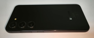 Б/у Мобільний телефон Samsung galaxy s23 8/128gb 01-201090643