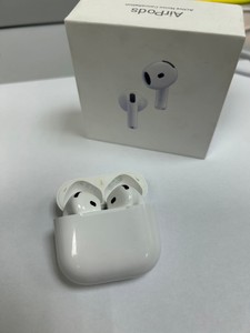 Б/в Навушники Apple airpods 4 with active noise cancellation 01-201120612