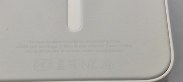 Б/у Повербанк Apple magsafe battery pack a2384 1460mah 01-201140083