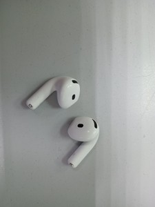 Б/у Навушники Apple airpods 4 01-201147080