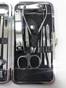 16-000233516: Набір 19 предметів