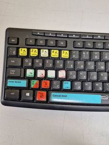 01-200402897: Logitech mk295