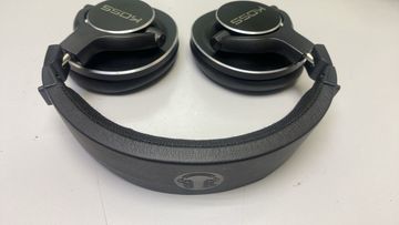 01-200619855: Koss pro4s