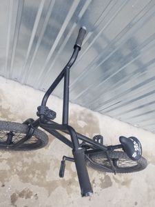 01-200540718: Bmx без моделі