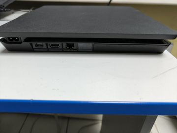 01-200779230: Sony playstation 4 slim 1tb