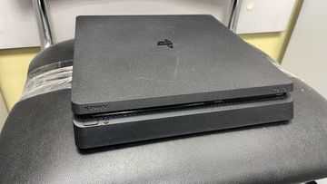 01-200790904: Sony playstation 4 slim 500gb