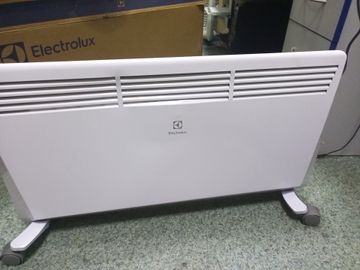 Б/у Обогреватель Electrolux ech/ecn-2000 m 01-200816163