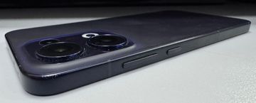 Б/в Мобільний телефон Oppo reno13 5g 12/256gb 01-200808777