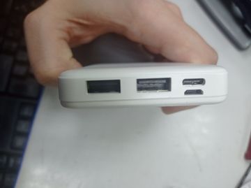 Б/в Повербанк Grunhelm gp-10 01-200828773