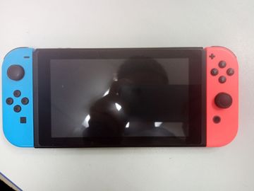 Б/в Ігрова приставка Nintendo switch 01-200834625