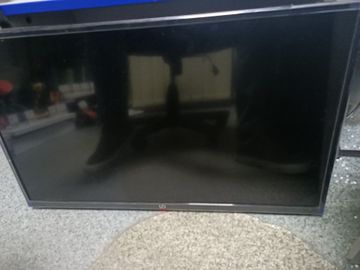 Б/у Телевизор Ud 32gw5210 01-200845289