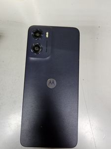 Б/в Мобільний телефон Motorola moto g05 4/128gb 01-200846218