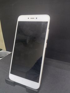 Б/в Мобільний телефон Xiaomi redmi note 5a 2/16gb 01-200850647