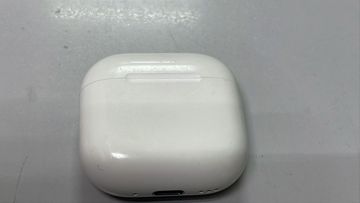 Б/в Навушники Apple airpods 4 with active noise cancellation 01-200859948
