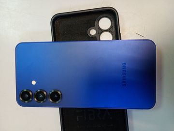 Б/в Мобільний телефон Samsung galaxy s25 12/256gb 01-200864956