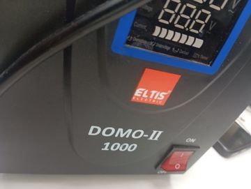 Б/в Стабілізатор напруги Eltis domo-ii 1000 led 01-200890484