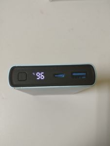 Б/у Повербанк Proove hyper flux plus 22.5w 10000mah 01-200906541